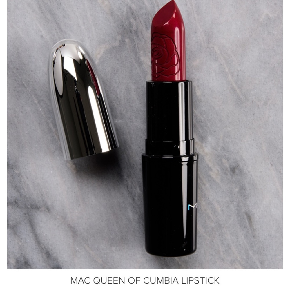 ✨MAC Selena Limited Edition Bundle✨🔥LAST ONE🔥 - Picture 9 of 16